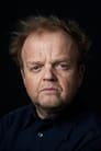 Toby Jones isDobby (voice)