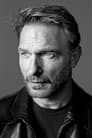 Thomas Kretschmann isCross