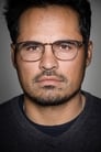 Michael Peña isCole - Dora's Father